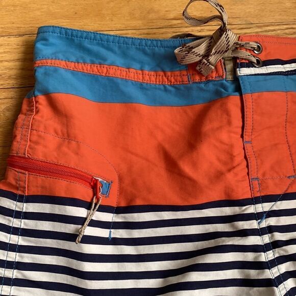 PATAGONIA Mens sz 30 swim trunks blue white and salmon stripes small spot shown - Picture 2 of 6